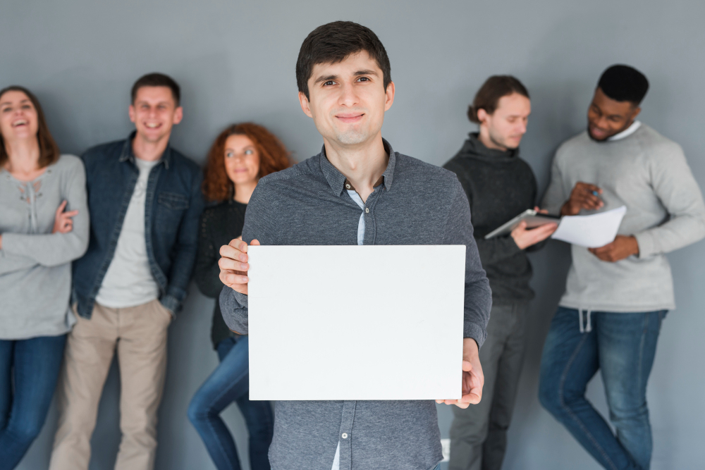 2147993365.jpg